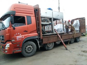 熱烈慶祝棗莊三維首臺不銹鋼防腐全自動包裝機(jī)發(fā)往湖北三祥